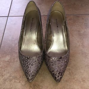 Bandolino Silver Leopard heels